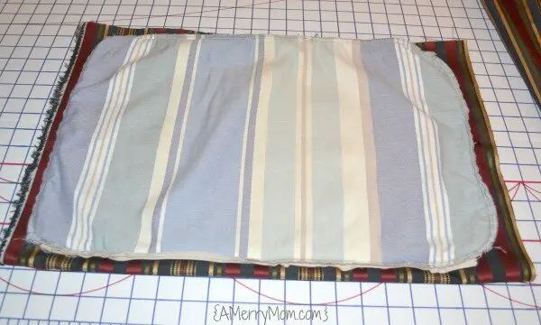 Pillow cover - sizing fabric | AMerryMom.com
